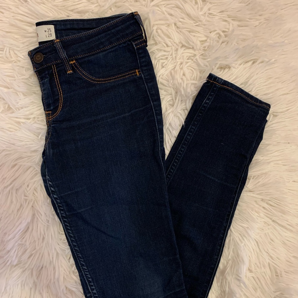 Hollister Jean